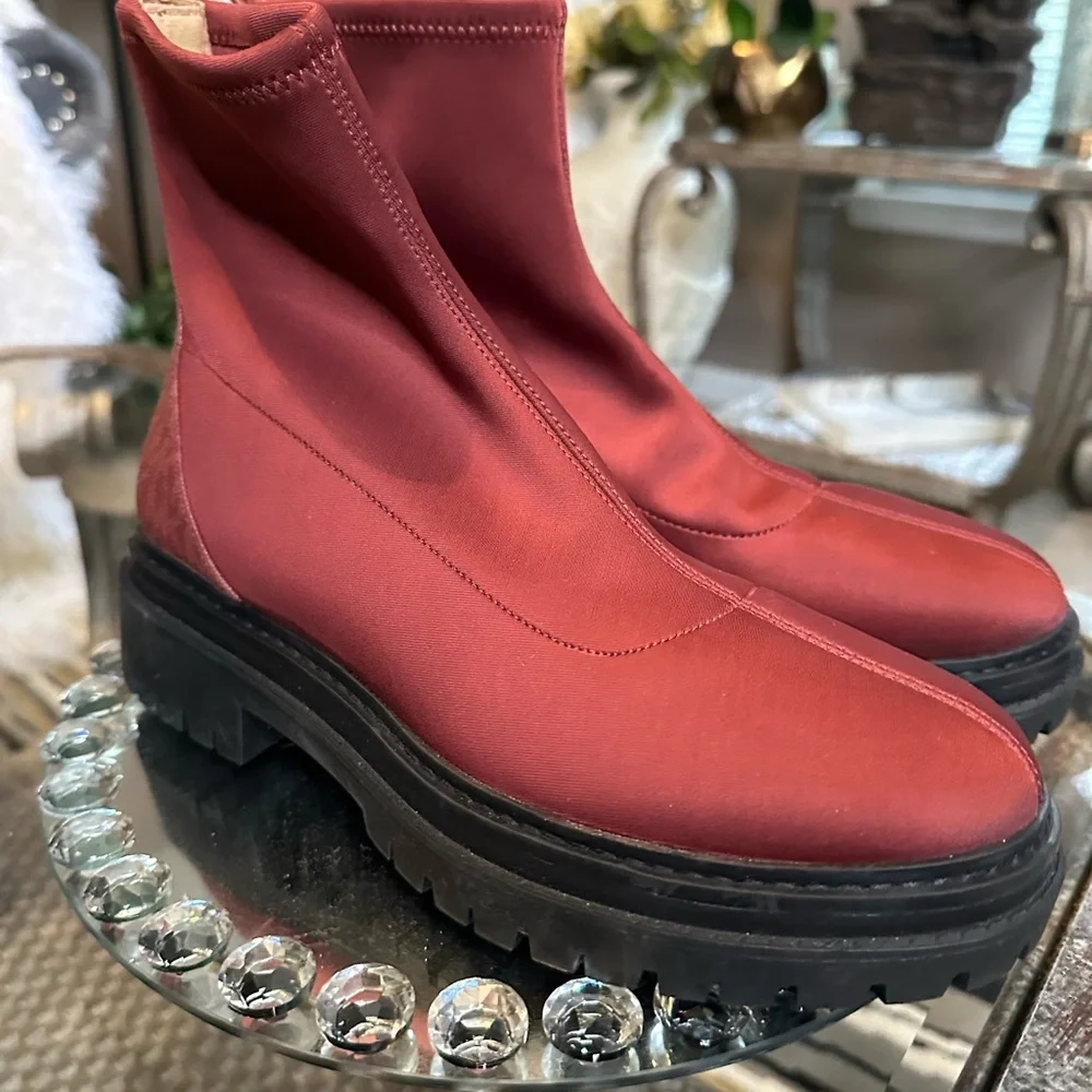 💎💎Michael Kors Women's Burgundy Combat Boots💎💎 - Picture 5 of 6